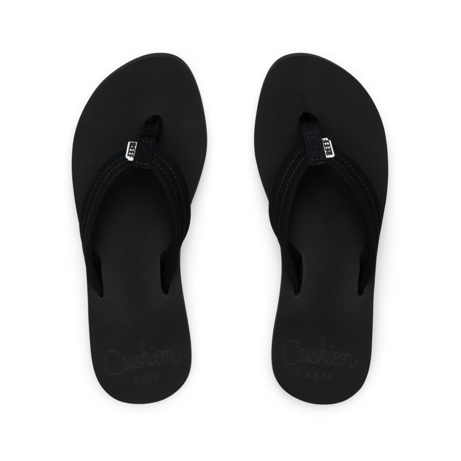 RF001454BK2_REEF_CUSHION_BREEZE_BLACK_BLACK_T_shadow_png-900x900-c4cc11b.png