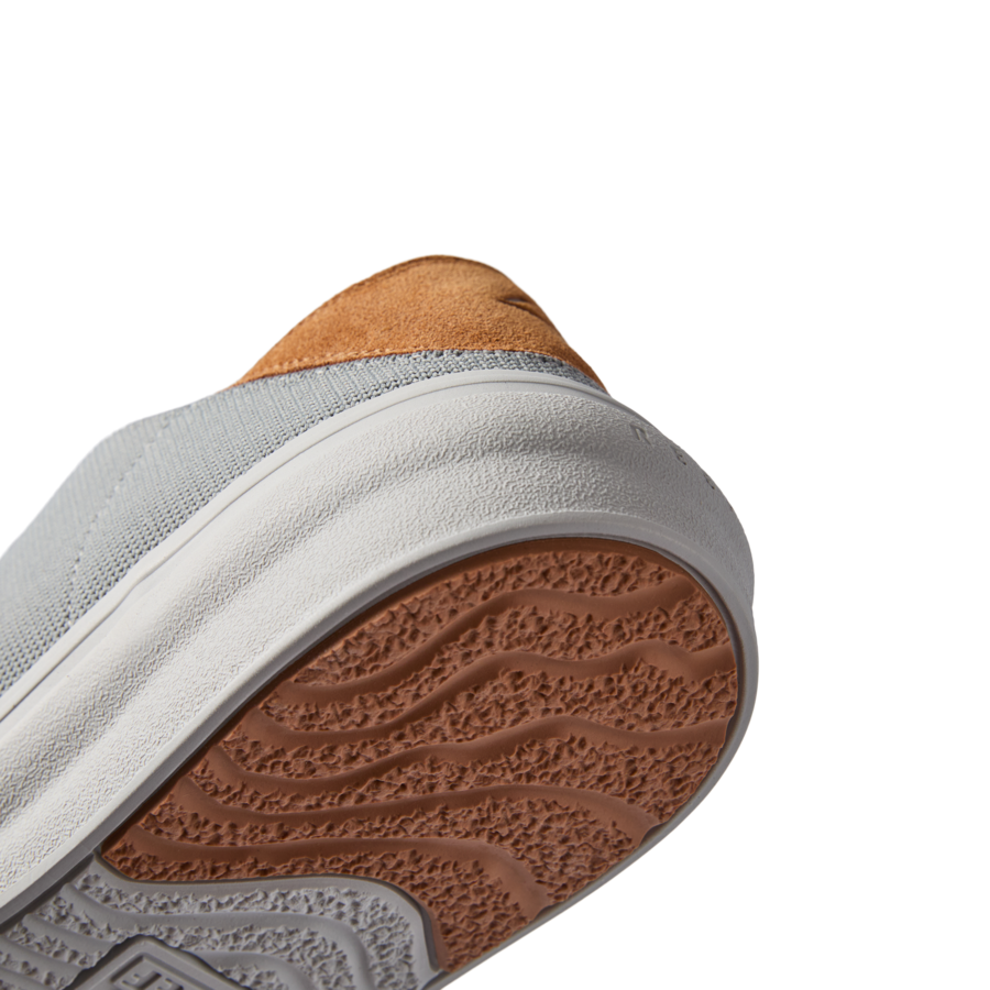 SWELLSOLE_ATLANTIC_GREY_TAN_CJ9375_17234_WB-900x900-c4cc11b.png