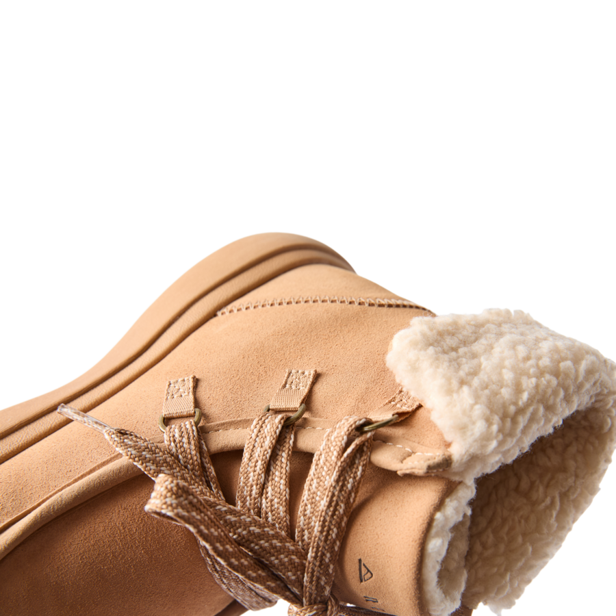WEEKENDLACEUPBOOTTANCJ8194_18750_WB-900x900-c4cc11b.png